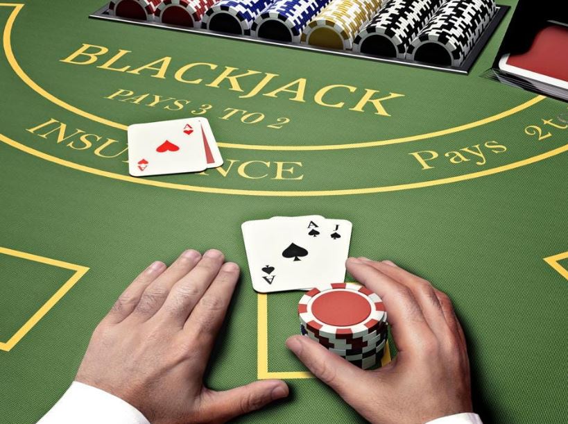 Luật chơi bài Blackjack tại nhà cái May88 club